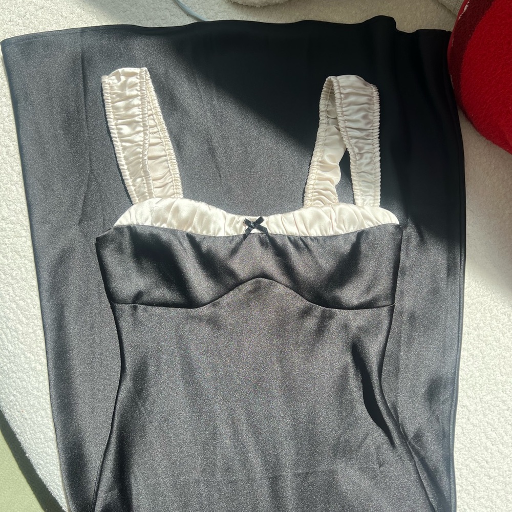 Princess Polly Black and White Chemise